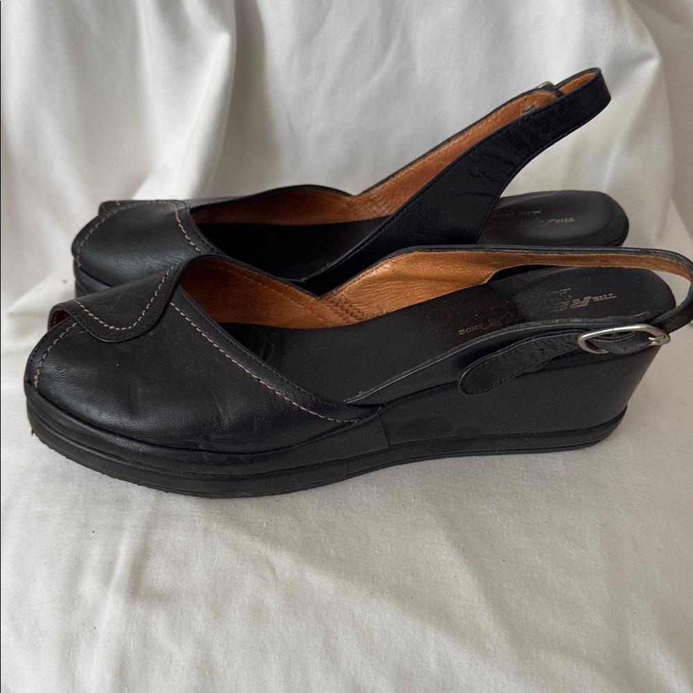 RE-MIX Black Women's Slingback Wedges
Size 9 - Picture 4 of 7